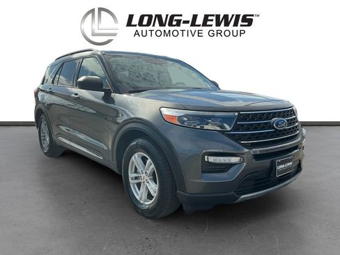 Used 2020 Ford Explorer XLT w/ Equipment Group 202A RWD image 10