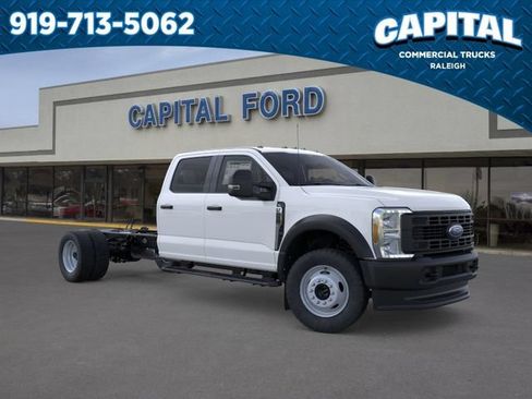 New 2026 Ford F550 4x4 Crew Cab image 7