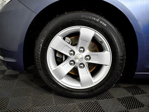 Used 2013 Chevrolet Malibu LS image 42