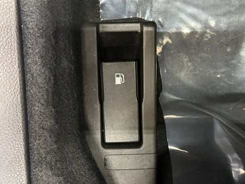 Used 2015 Subaru WRX AWD/4WD image 38