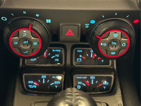 Used 2015 Chevrolet Camaro LT image 32