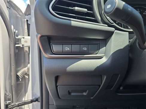 New 2025 MAZDA CX-30 AWD 2.5 S w/ Select Sport Pkg image 22