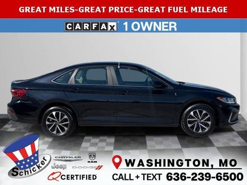 Used 2025 Volkswagen Jetta S FWD image 1