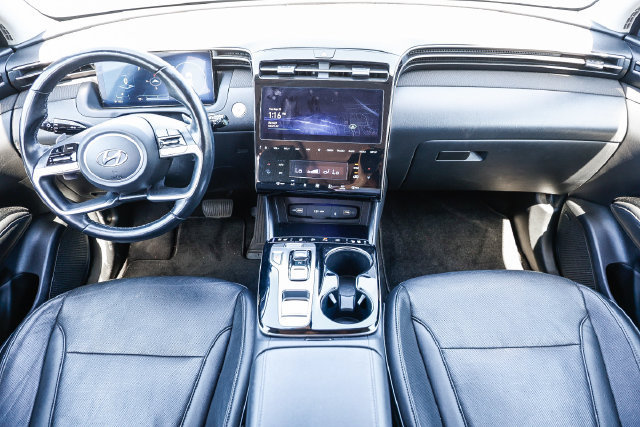 Certified 2023 Hyundai Tucson Limited AWD/4WD image 10