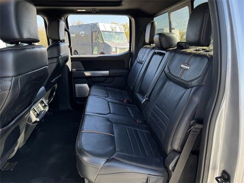 Used 2024 Ford F250 Platinum image 26
