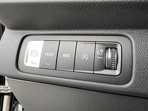 Used 2026 Chevrolet Traverse RS image 9