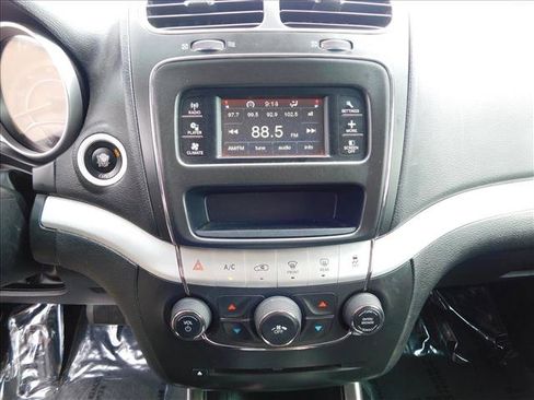 Used 2016 Dodge Journey SE w/ Flexible Seating Group FWD image 20