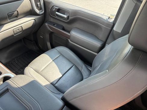 Used 2022 GMC Sierra 1500 SLT w/ SLT Premium Plus Package AWD/4WD image 14