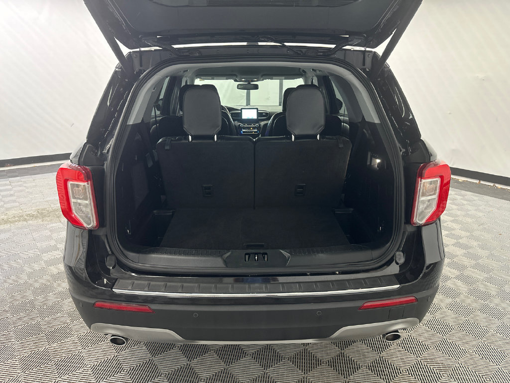 Used 2021 Ford Explorer Limited w/ Equipment Group 301A AWD/4WD image 20