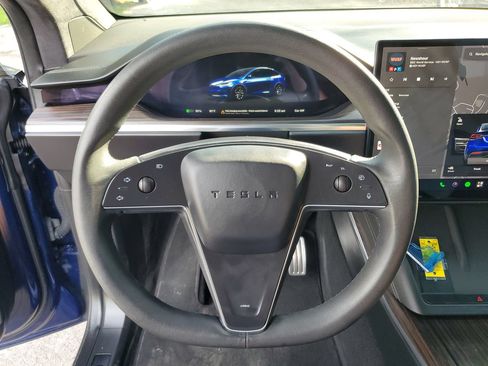 Used 2023 Tesla Model X AWD/4WD image 21