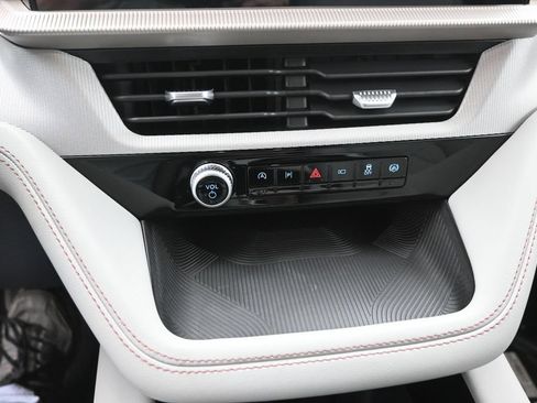 New 2026 Ford Explorer Active w/ Active Comfort Package RWD image 9