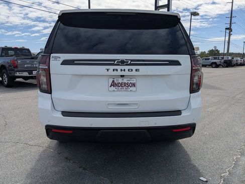 Used 2024 Chevrolet Tahoe Z71 w/ Luxury Package AWD/4WD image 5