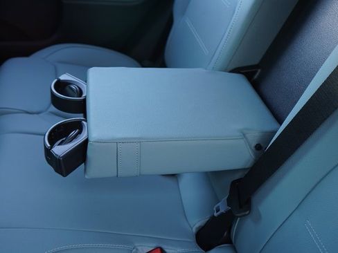 New 2026 Mercedes-Benz GLB 250 image 30