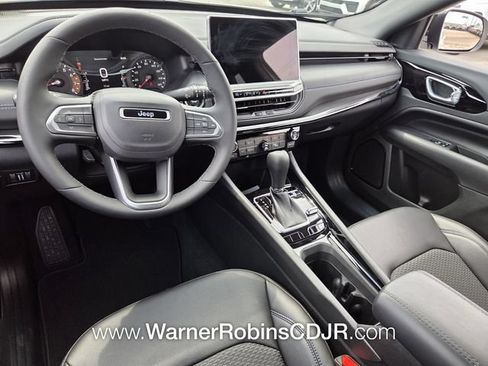 New 2026 Jeep Compass Latitude AWD/4WD image 8