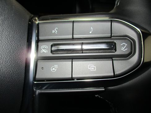 New 2026 GMC Terrain Elevation w/ Elevation Premium Package image 24