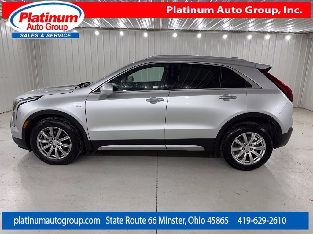 Used 2020 Cadillac XT4 Premium Luxury AWD/4WD image 2