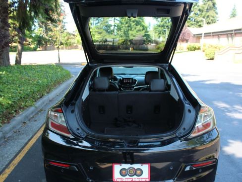 Used 2017 Chevrolet Volt Premier FWD image 24