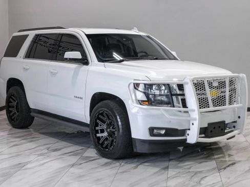 Used 2016 Chevrolet Tahoe LT w/ Luxury Package AWD/4WD image 10