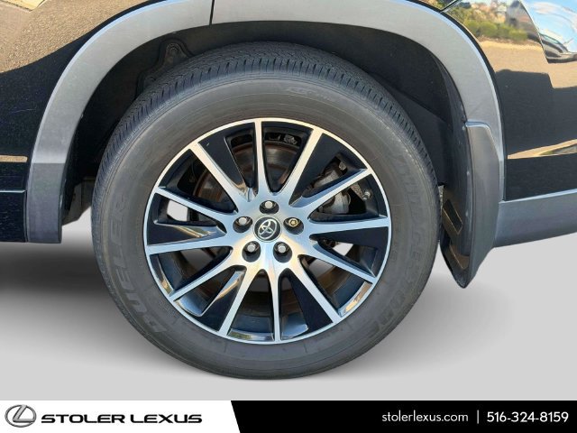 Used 2018 Toyota Highlander SE w/ Protection Package #3 AWD/4WD image 6