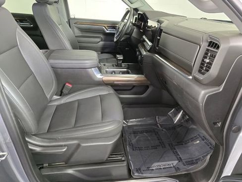 Used 2023 Chevrolet Silverado 1500 RST w/ Rally Edition AWD/4WD image 12