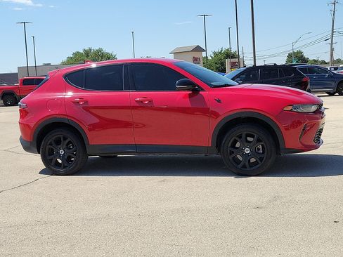 Used 2023 Dodge Hornet GT w/ GT Blacktop Package AWD/4WD image 5