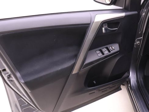 Used 2014 Toyota RAV4 XLE image 8