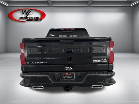 New 2026 Chevrolet Silverado 1500 High Country w/ High Country Premium Package AWD/4WD image 6