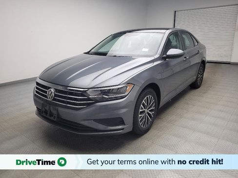 Used 2021 Volkswagen Jetta SE w/ SE Cold Weather Package FWD image 1