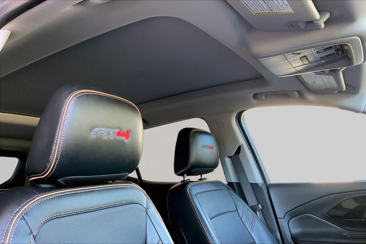 Used 2023 GMC Terrain AT4 AWD/4WD image 14