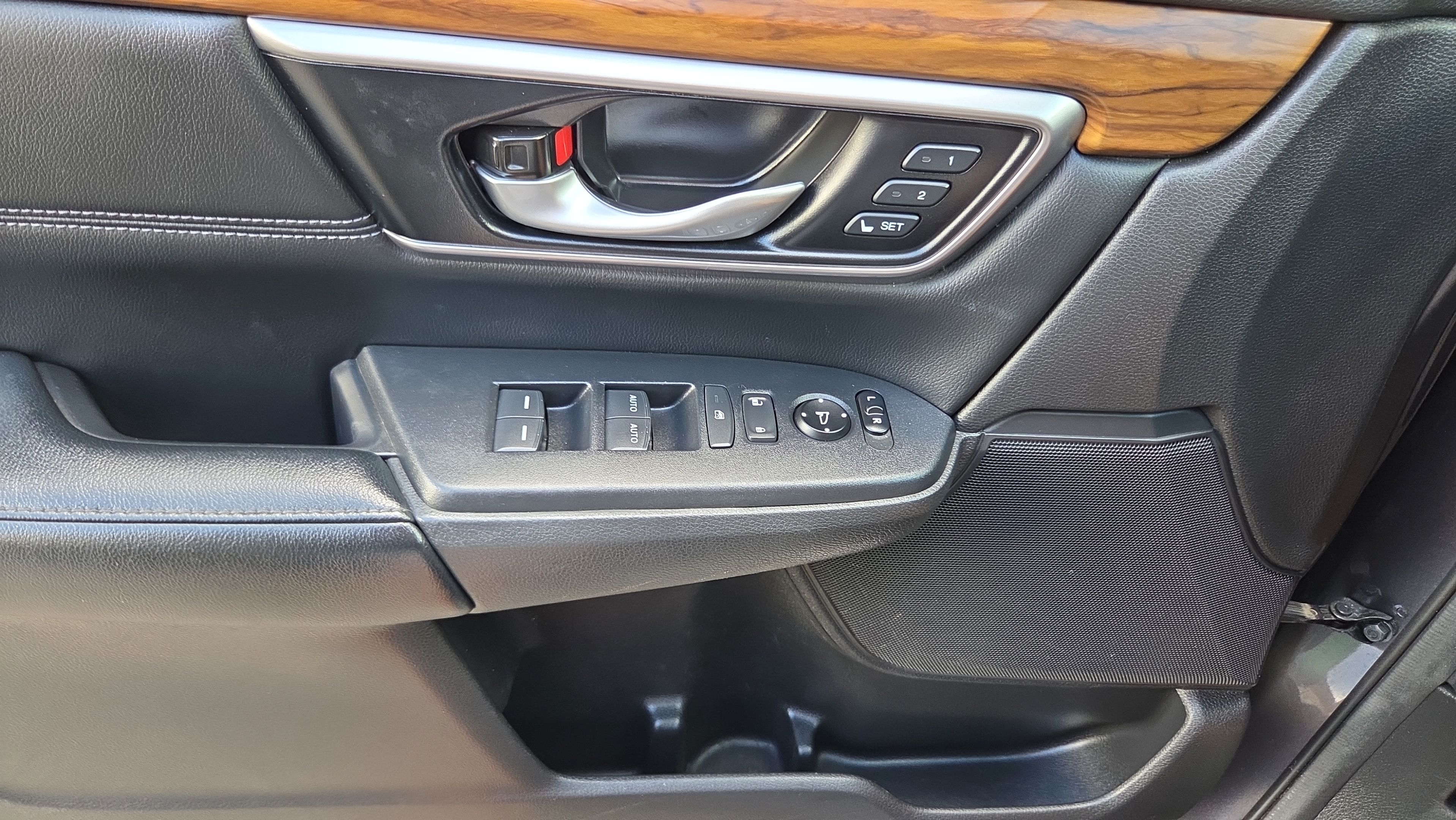 Used 2021 Honda CR-V EX-L image 27