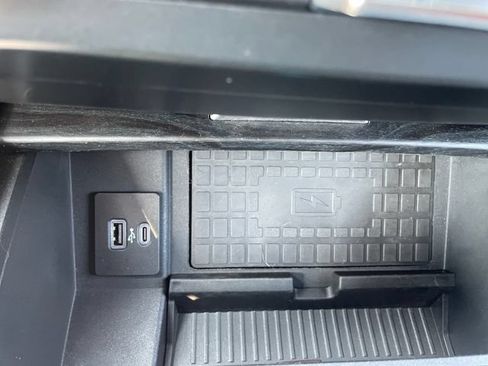 Used 2022 Ford F350 Limited AWD/4WD image 26