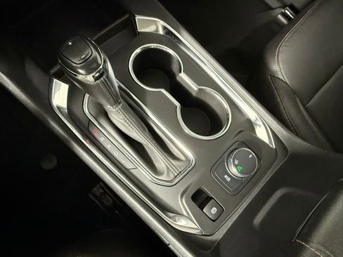 Used 2020 Chevrolet Traverse LT w/ LT Premium Package image 26