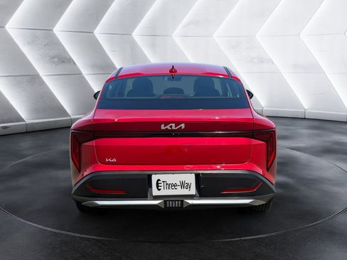 Used 2025 Kia K4 FWD image 4