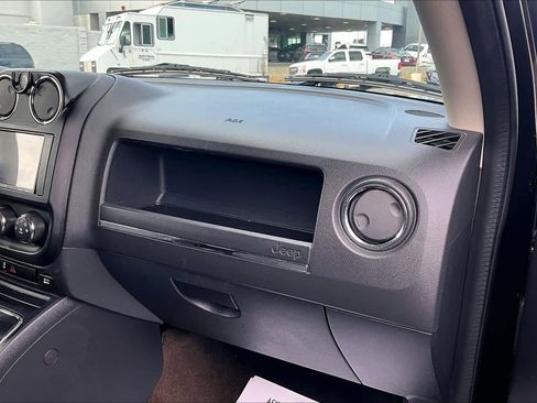 Used 2015 Jeep Patriot Sport w/ Power Value Group image 18