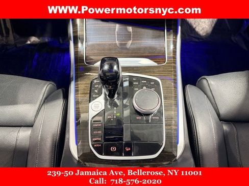 Used 2019 BMW X5 xDrive40i w/ M Sport Package image 32