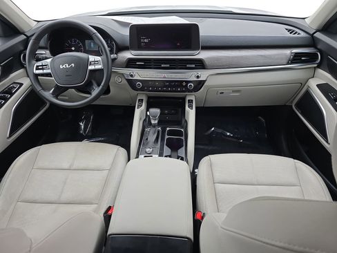 Used 2022 Kia Telluride EX w/ EX Premium Package image 9