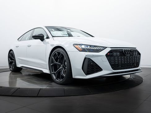 New 2025 Audi RS 7 Performance image 1