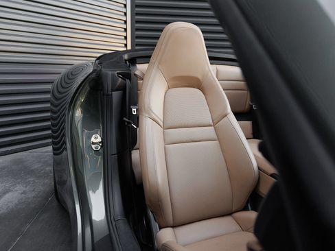 Certified 2020 Porsche 911 Carrera S RWD image 35