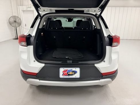 Certified 2026 Chevrolet TrailBlazer LT w/ Convenience Package FWD image 23