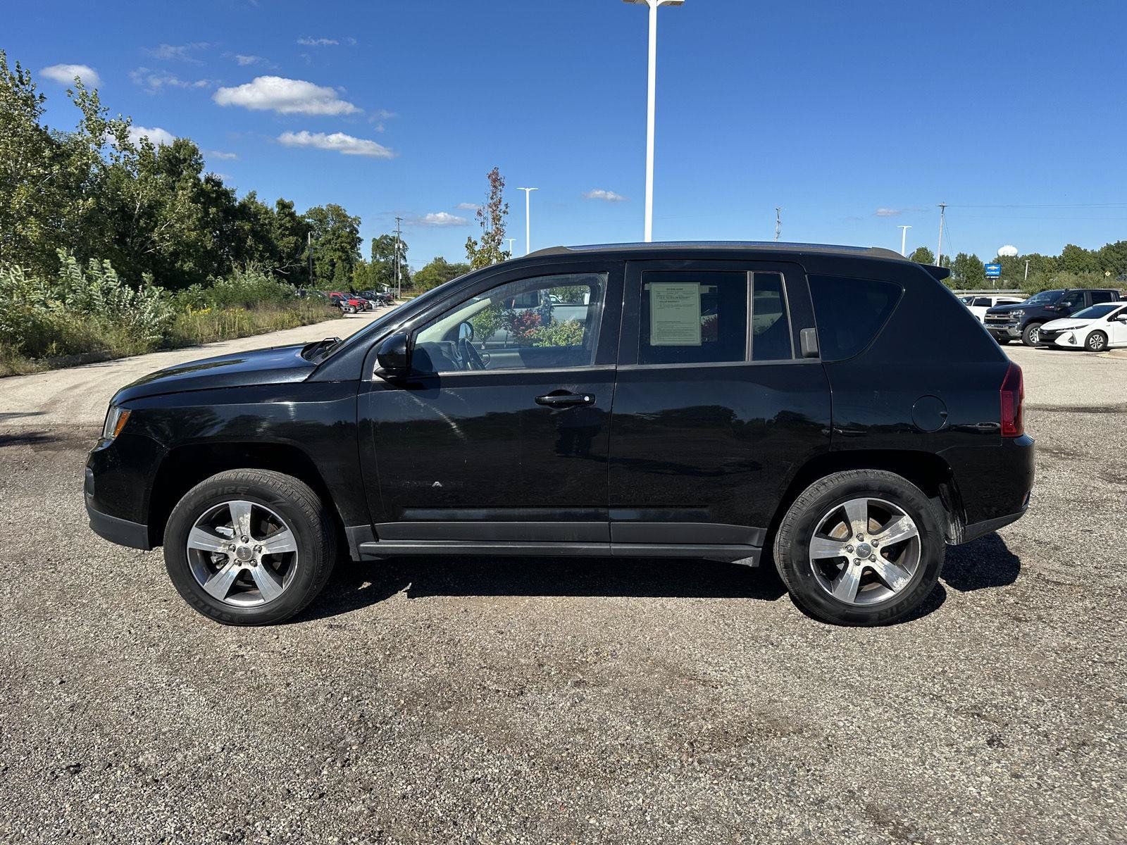 Used 2017 Jeep Compass High Altitude FWD image 10