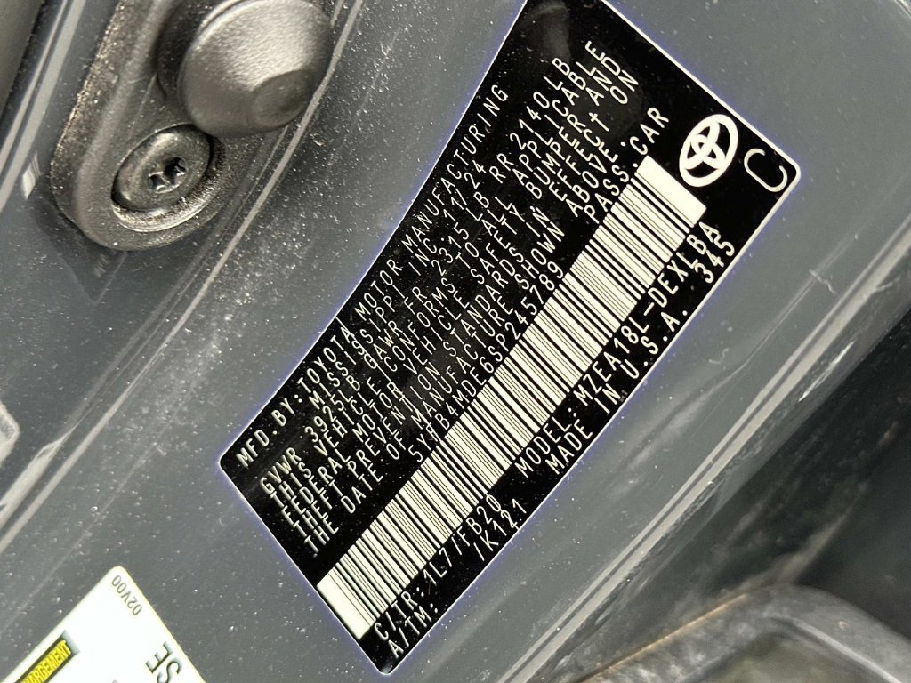 Used 2025 Toyota Corolla LE FWD image 18