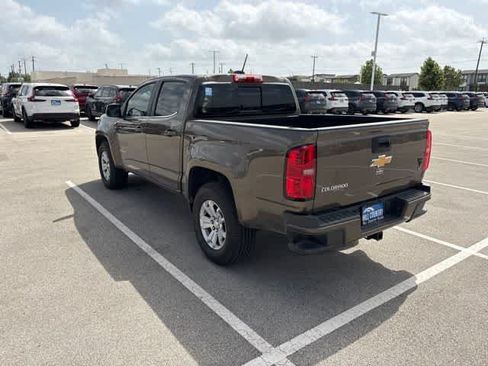 Used 2016 Chevrolet Colorado LT w/ LT Convenience Package RWD image 3