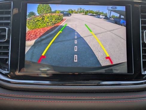 Used 2023 Dodge Durango GT image 25