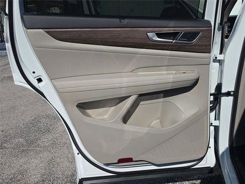 New 2026 Volkswagen Atlas SEL Premium R-Line AWD/4WD image 13