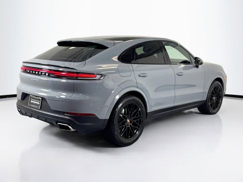 Certified 2025 Porsche Cayenne Coupe image 9