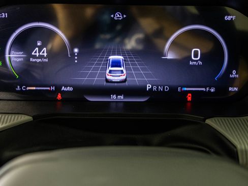 New 2026 Jeep Cherokee Laredo AWD/4WD image 31