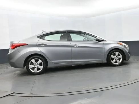 Used 2012 Hyundai Elantra GLS w/ Preferred Pkg 3 FWD image 4
