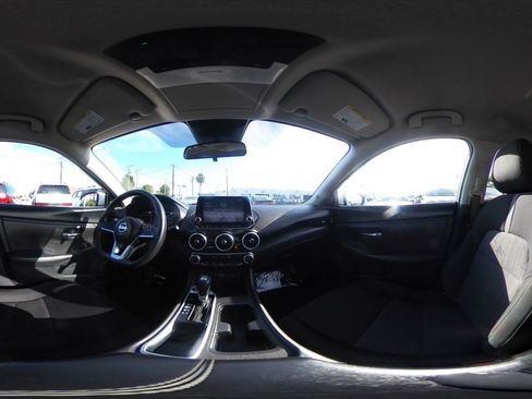 Used 2025 Nissan Sentra SV FWD image 41
