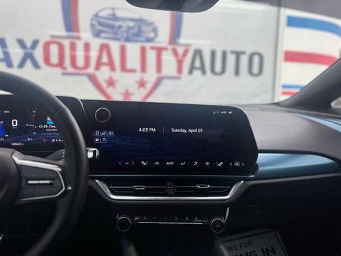 Used 2024 Chevrolet Equinox EV LT w/ LPO, Trailering Package FWD image 53