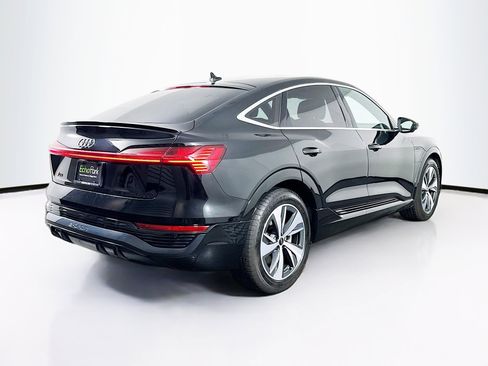 Used 2024 Audi Q8 e-tron Premium Plus w/ Premium Plus Package image 9